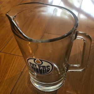 Collectible cNHL Oilers glass pitcher